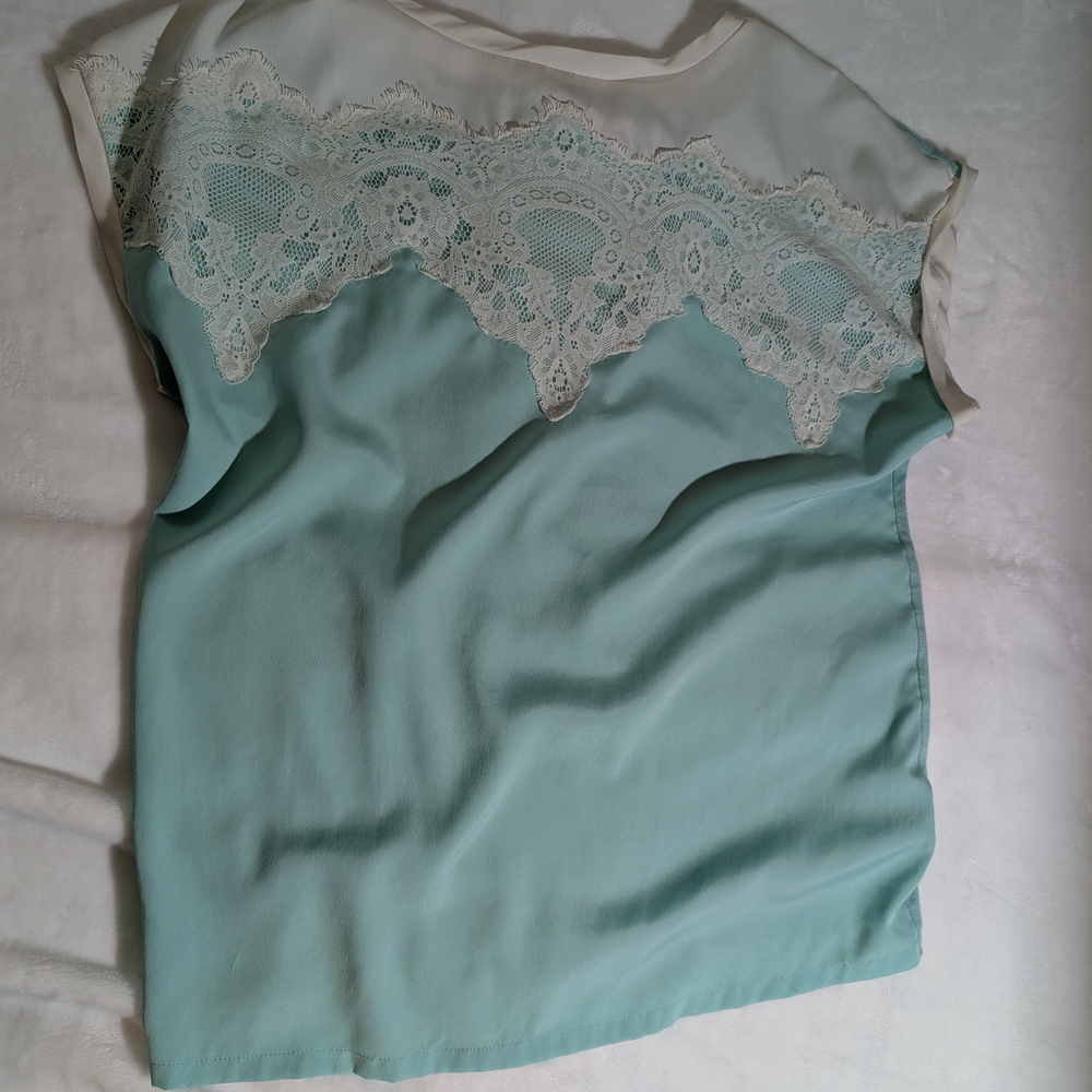 Elegant Lace Trim Top in Mint Green